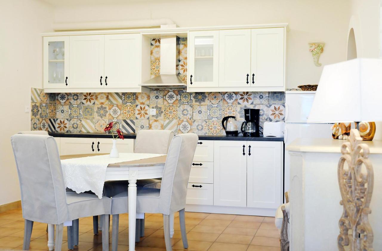 Pyramid City Apartments Agios Spyridon  Стая снимка