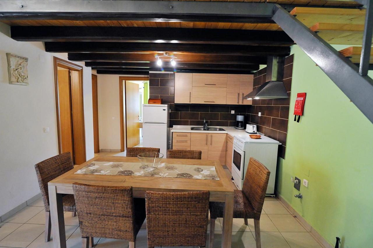 Pyramid City Apartments Agios Spyridon  Стая снимка