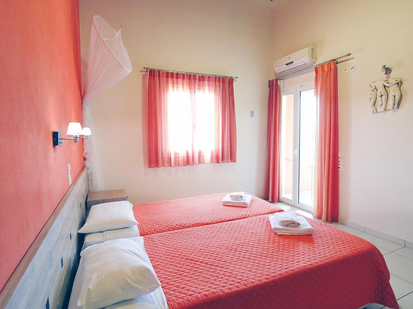 Pyramid City Apartments Agios Spyridon  Екстериор снимка